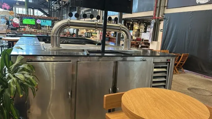 Câmara Refrigerada com Chopeira Torre Trave