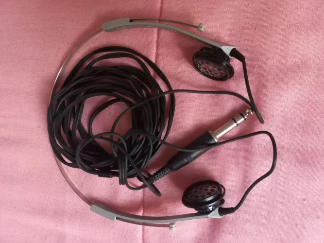 Headphone Sony MDR 4 usado