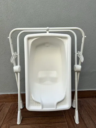 Banheira com suporte 