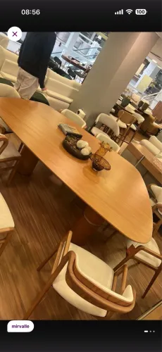 Mesa de Madeira Borda Orgânica 