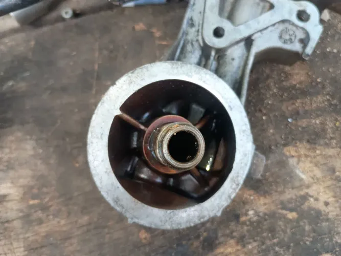 Bomba de óleo Marea/brava hgt 1.8 16v