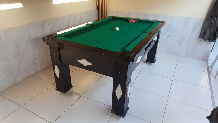 Sinuca comercial semi-nova - TOP