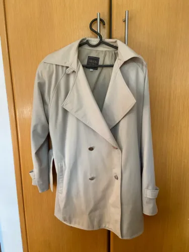 Trench Coat Curto Bege Vintage - Tamanho 44 | Estilo Minimalista Chic