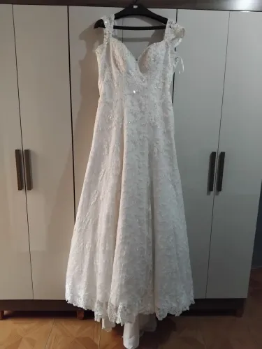 Vende-se vestido de noiva