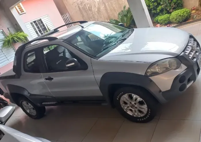 Fiat Strada Adventure1.8/ 1.8 Locker Flex CD 2012