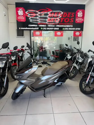 PCX 2022 UNICO DONO 10900 KMS REVISADA NA CONCESSIONARIA