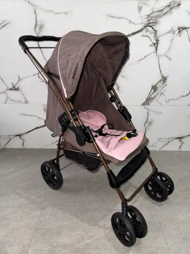 Carrinho de bebê galzerano