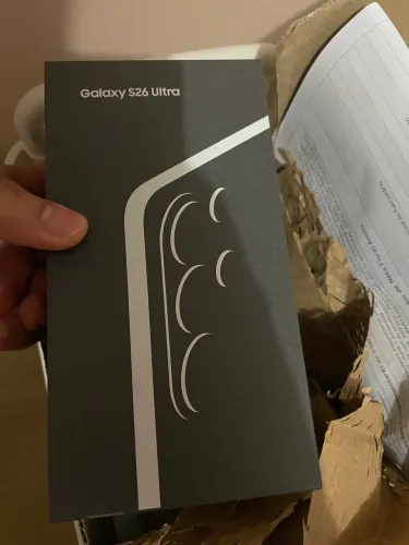 Vendo S26 ULTRA LACRADO de 512GB novo , NF e garantia