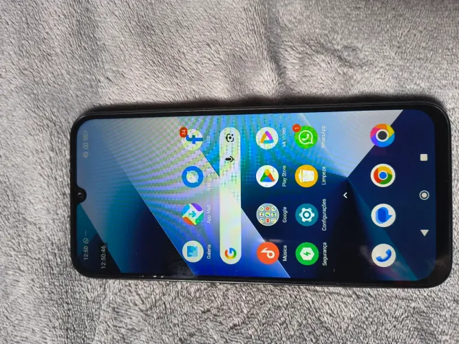 Celular poço c85 4 meses de uso