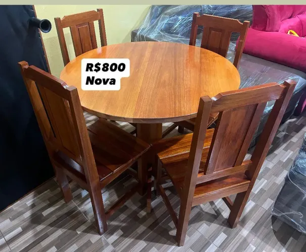 Mesas de 4 cadeiras redonda nova