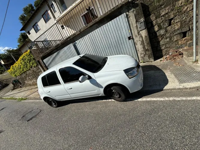 Renault Clio Rn/alize/expr./1.0 Hi-power 16V 5P 2016