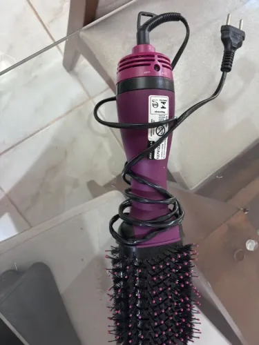 Escova Secadora Britânia - 127V/220V - 1200W/300W
