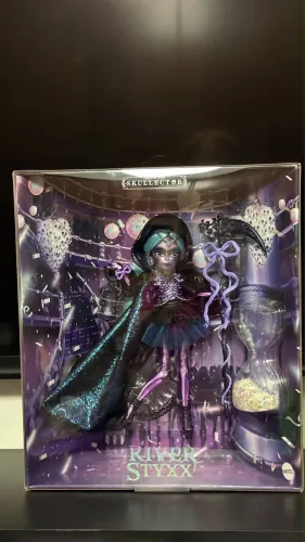 (Leia descrição) boneca monster High river styxx collector