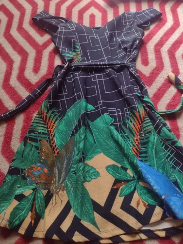 Vestido joelhos