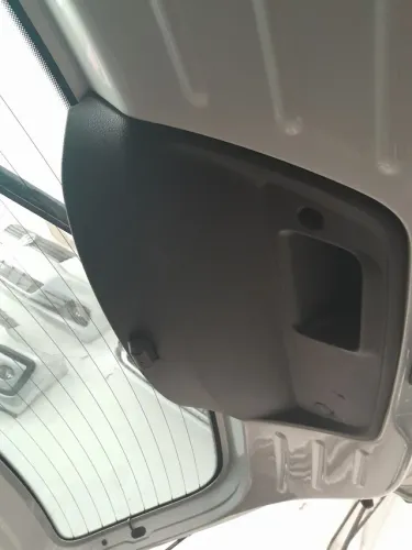Acabamento interno da tampa traseira do Gol, G7 e G8