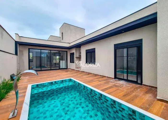 Casa com 3 quartos à venda, 225 m² por R$ 2.300.000 - Condomínio Residencial Monte Carlo -