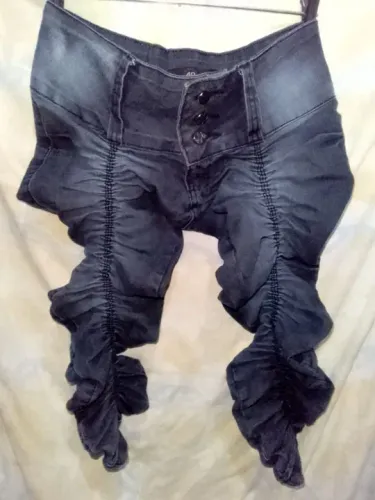 CALÇA FEM.N°40. (GRIFFE)