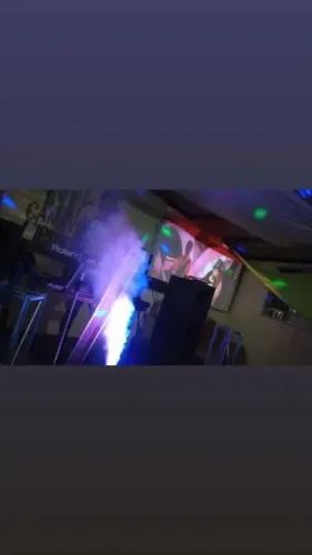 Jogo de Luz, Iluminação e Som para a sua Festa