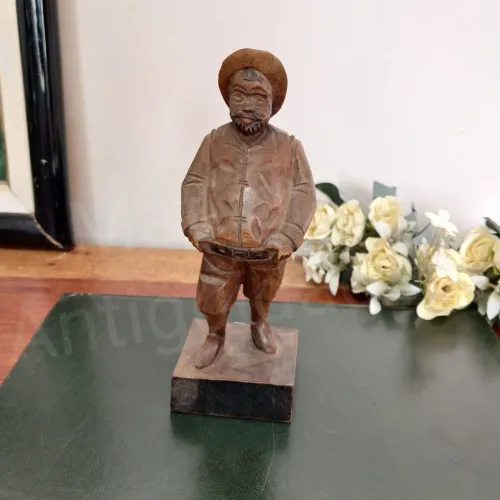 Antiga escultura do Sancho Pança esculpida na madeira - Feito na Espanha - 14,5cm altura