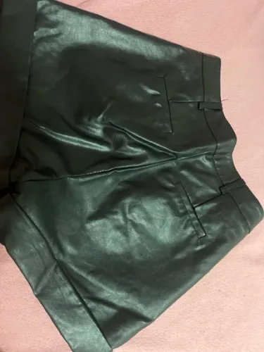 Short de couro 