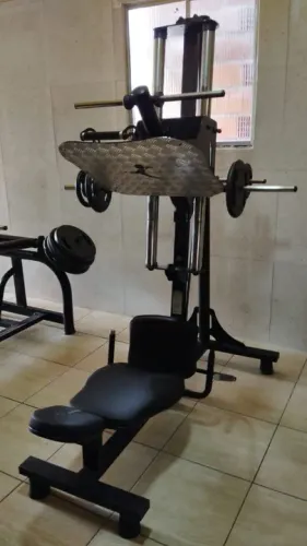 Equipamento de musculação de alta qualidade