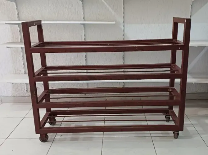 CARRINHO PARA TRANSPORTE E ESTOQUE em ferro