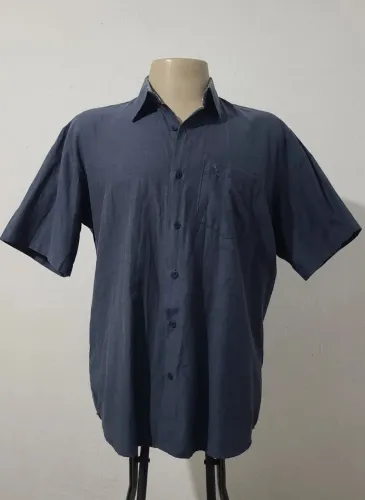 Camisa Social da Enzo Azul marinho tamanho G, bonita, original, confortável.