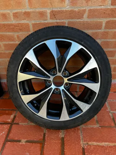 Roda Diamantada R17 Original Civic 2015 com Pneu Cinturato P7 205/50R17