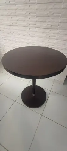 Mesa de Madeira de lei