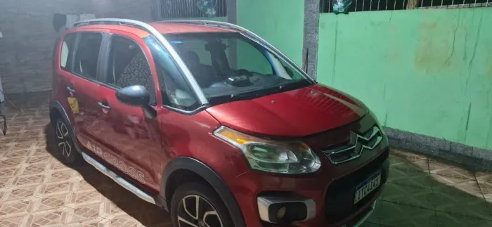 Citroen Aircross GLX 1.6 Flex 16V 5P Aut. 2012