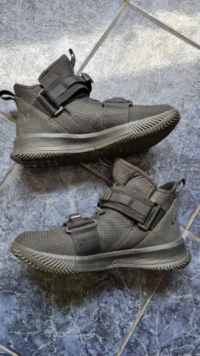 Nike Lebron Soldier 13 SFG Triple Black Out AR4225-005
