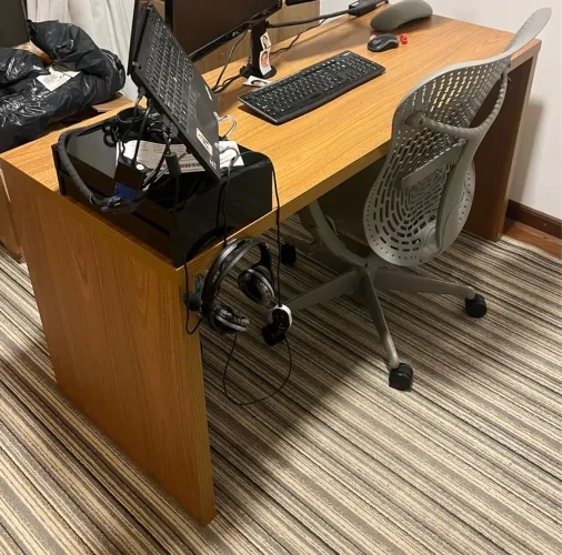 Escrivaninha de madeira Tok & Stok