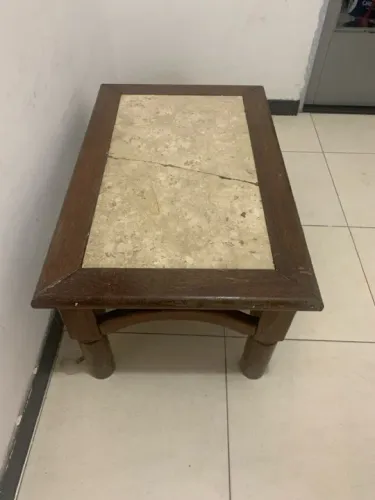 Mesa de Centro em Mármore