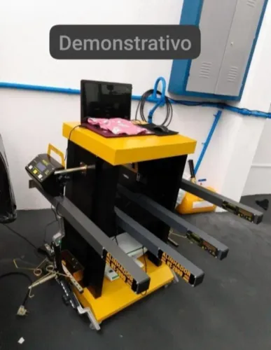 Maquina de alinhamento nova no plástico 