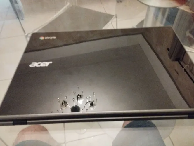 Vendo notebook Acer Chrome n15q13 defeito 