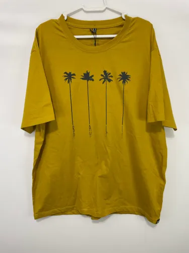 Camisa fabricada em Bali suvenir