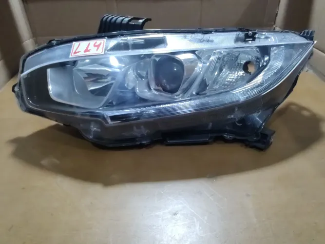 Farol Honda Civic G10 esquerdo 2017 2022 original com detalhe recuperado no lente CD 114
