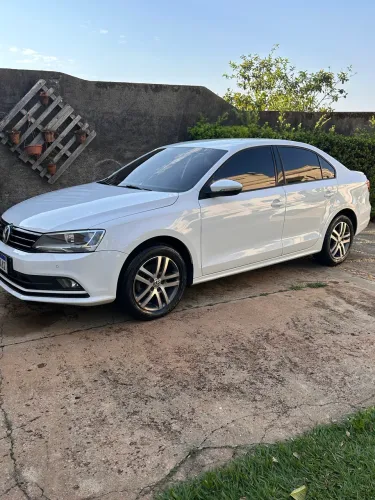 Volkswagen Jetta Comfortline 1.4 TSI 16V 4P Aut. 2016