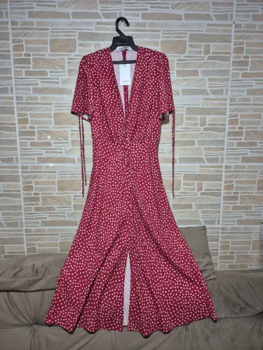 Vestido vermelho de bolinha PP