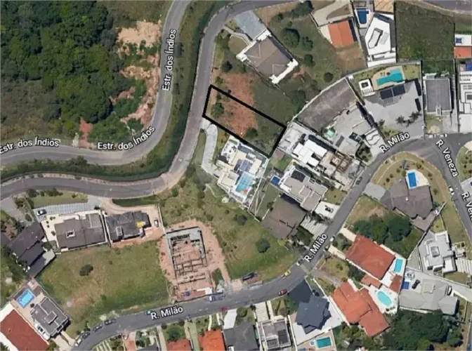 Terreno à venda no condomínio Arujá Hills III, Arujá - SP