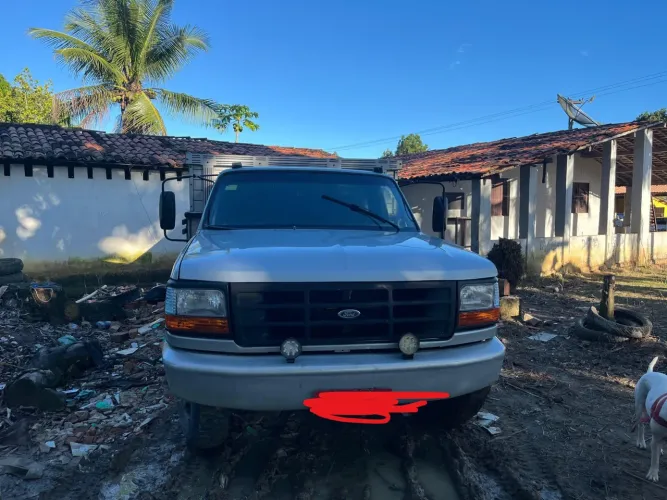 Caminhão Ford F-4000 - Diesel - Carroseria