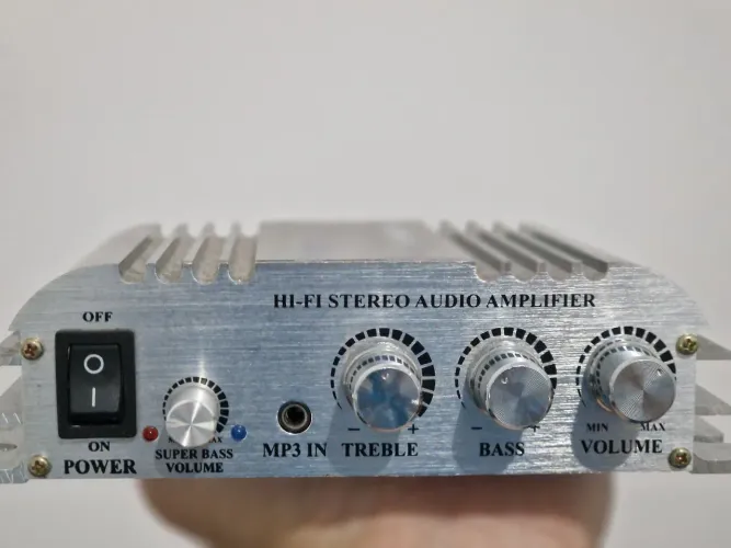 Amplificador Hi-Fi estéreo 2.1 300w