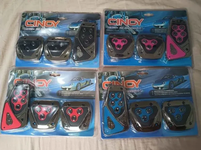 Pedais Esportivos para Carros - Modelo Universal Ajustável