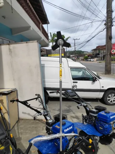 ROÇADEIRA A GASOLINA 52CC COM PROMOÇÃO E NOVA