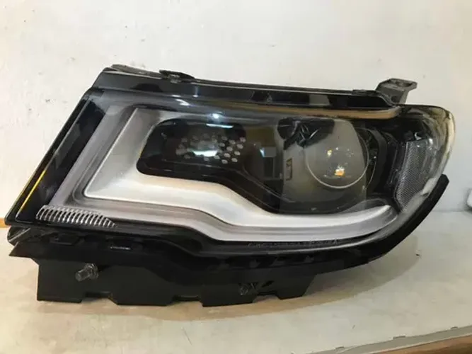Farol Jeep Compass 2017 A 2019 Xenon R20102630
