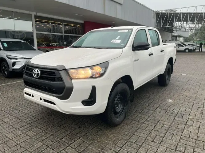 Toyota Hilux CD 4X4 2.8 Diesel Aut. 2025