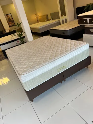 Cama de casal Queen Size seminova Top Base + Colchão - ENTREGO