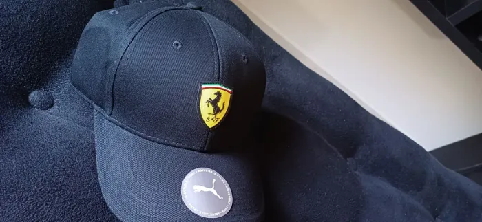 Boné Ferrari Puma " ORIGINAL"