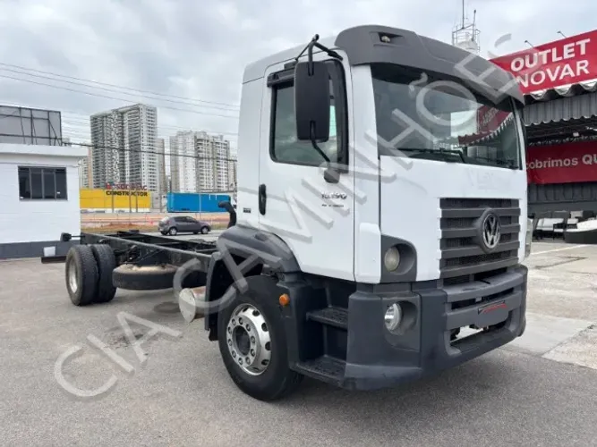 VW 15-190 ANO 2013 4x2 CHASSIS
