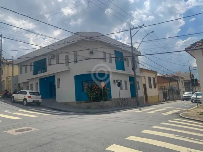 Prédio - / Comercial / Centro
